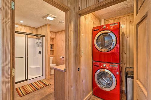 Comfy Ranch Apartment In New River Stables!