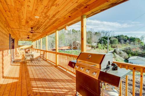 4 Bed 3 Bath Vacation Home In Bryson City