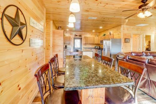 4 Bed 3 Bath Vacation Home In Bryson City