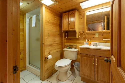 3 Bed 2 Bath Vacation Home In Bryson City