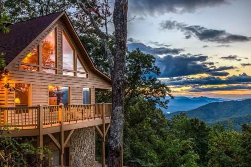 2 Bed 2 Bath Vacation Home In Bryson City