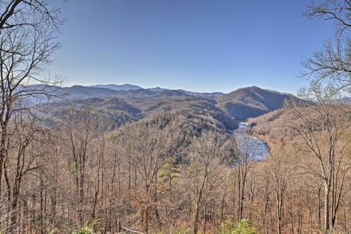 Bryson City Cottage With Hot Tub And Waterfall Views!