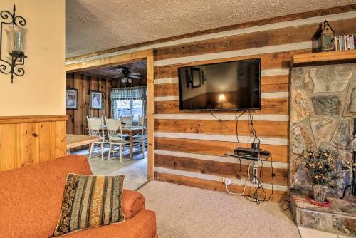 Bryson City Cabin With Mtn View About 4 Mi To Rafting