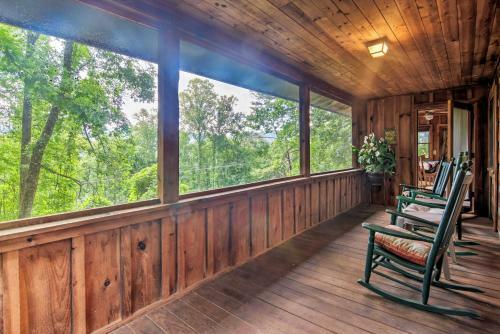 Bryson City Cabin With Mtn View About 4 Mi To Rafting