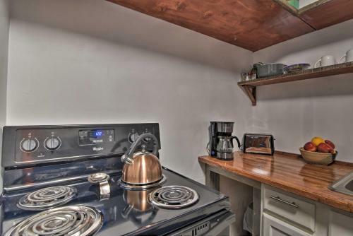 Apartamento Burnsville Studio On Cane River With Fire Pit!