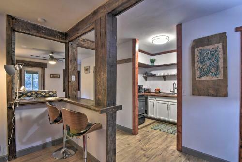 Apartamento Burnsville Studio On Cane River With Fire Pit!