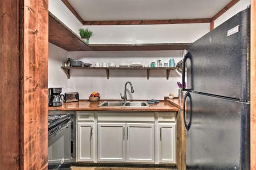 Apartamento Burnsville Studio On Cane River With Fire Pit!