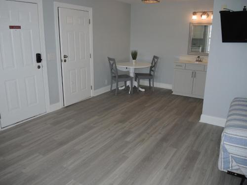 1408l Home