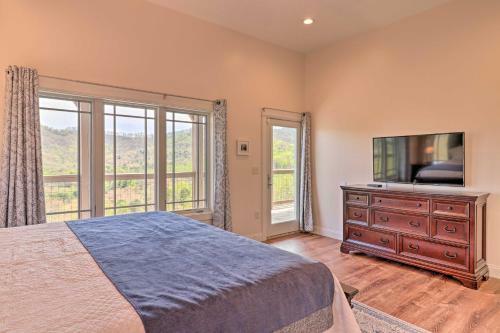 Modern Candler Gem With View, Great For Couples