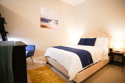Apartamento Queen Bed Near Downtown, Shopping & Restaurants