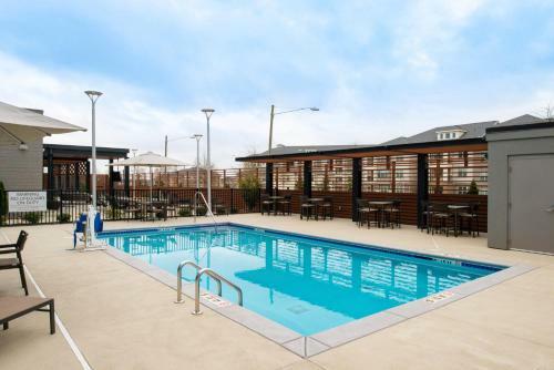 Hotel Courtyard Charlotte Steele Creek