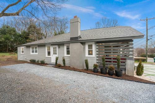 Charlotte Luxury Home Noda
