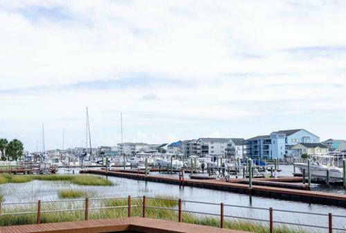 Carolina Bay Unit 204
