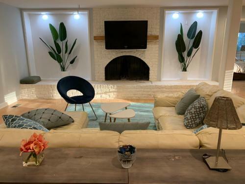 Ranch Home Retreat On 4 Acre Land Near Unc/duke