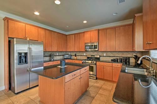 Modern Charlotte Home Minutes From Downtown!