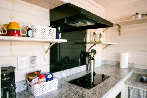 Lakefront Property One Bedroom #4 At Long Cove Resort