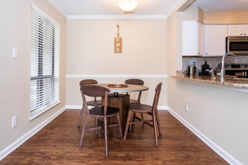 Apartamento Viagem - Charlotte - Cozy 1br W/gym+pool+parking