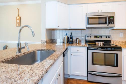Apartamento Viagem - Charlotte - Cozy 1br W/gym+pool+parking