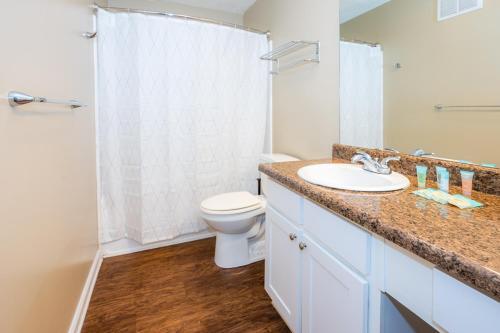 Apartamento Viagem - Charlotte - Cozy 1br W/gym+pool+parking