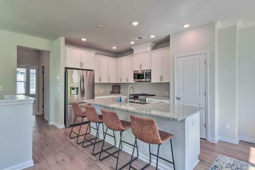 Sleek Townhome Near Breweries And Truist Field!