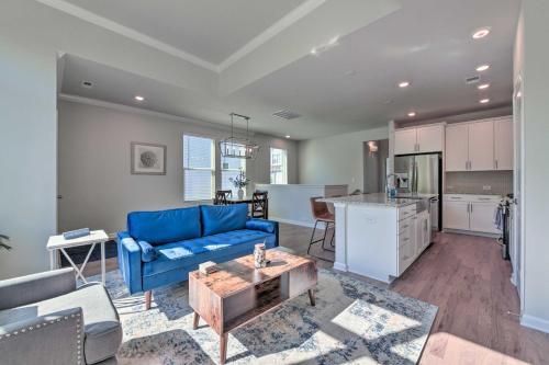 Sleek Townhome Near Breweries And Truist Field!