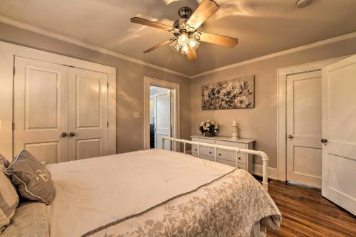 Charming Pet-friendly Abode Less Than 2mi To Spectrum Arena