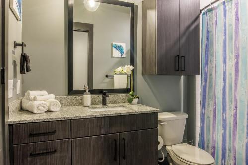 Vibrant Studio And 2br Apartments By Frontdesk