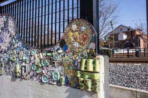 Vibrant Studio And 2br Apartments By Frontdesk