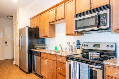 Apartamento Viagem Upscale Studio With Parking In Top Location
