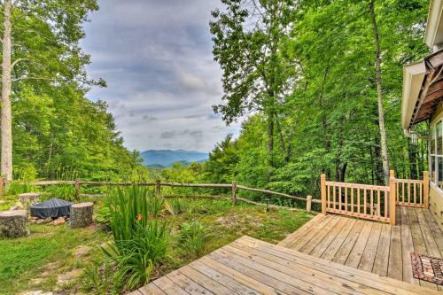 Peaceful Mountain Hideaway On 6 Scenic Acres!