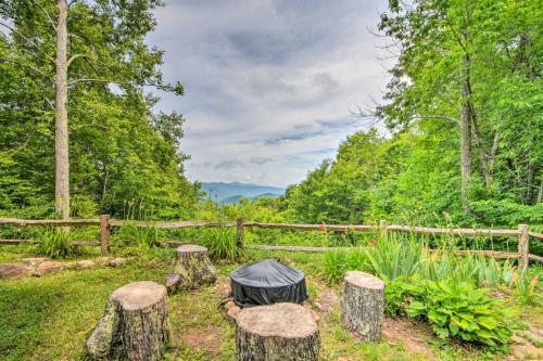 Peaceful Mountain Hideaway On 6 Scenic Acres!