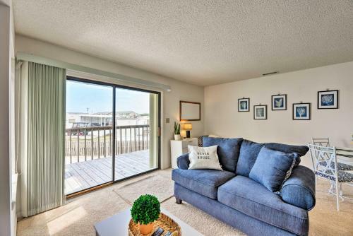 Apartamento Emerald Isle Condo With Pool And Ocean Views!