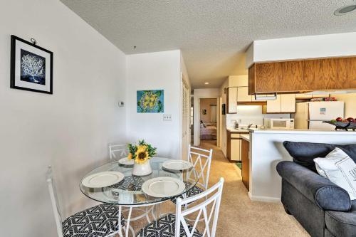 Apartamento Emerald Isle Condo With Pool And Ocean Views!