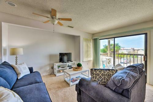 Apartamento Emerald Isle Condo With Pool And Ocean Views!
