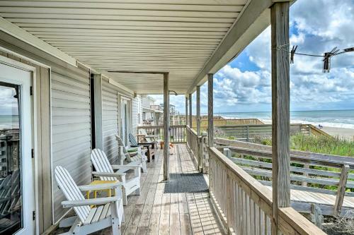 Emerald Isle Beach House, Steps To The Ocean!