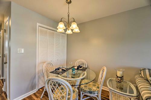 Apartamento Oceanfront Emerald Isle Condo, Walk To Beach!