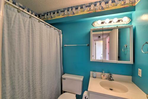 Apartamento Emerald Isle Resort Condo With Beach Access!