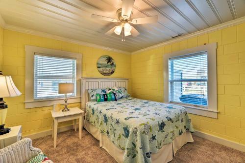Colorful Cottage With Patio Across From The Beach!
