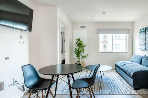 Apartamento Viagem - Durham - 1br With Parking, W/d Near Rtp
