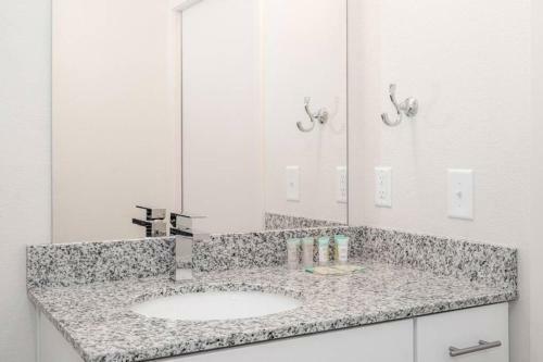 Apartamento Viagem - Durham - Convenient 1br Near Rtp