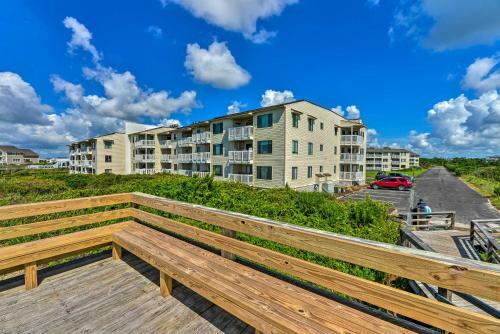 Apartamento Point Emerald Resort Retreat With Beach Access!