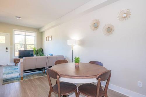 Apartamento Viagem - Durham - Bright 2br Duplex