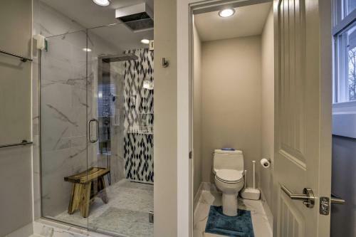 Chic And Central Downtown Duplex, 1 Mi To Duke!