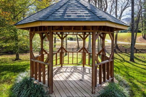 Stargazer Lodge