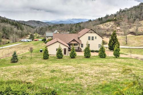 Buck Mountain Escape With 2 Decks And Smoky Mtn View