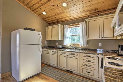 Apartamento Cozy Couples Getaway With Dock And Marina Access!