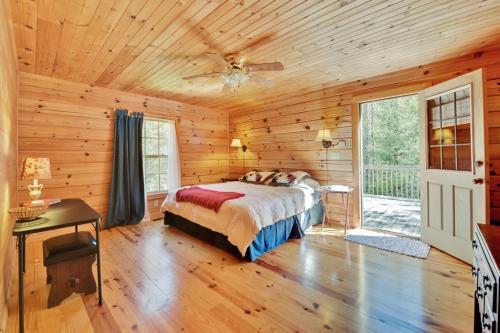 Rustic Hendersonville Cabin With Large Deck And Grill!