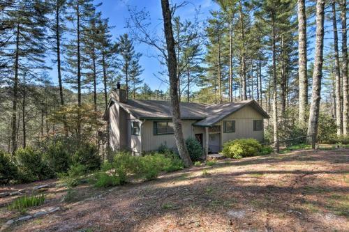 Mirror Lake Home With Game Room And Large Deck!