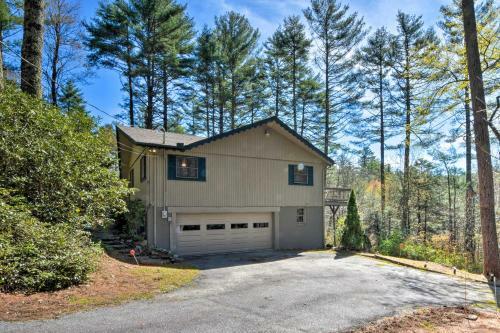 Mirror Lake Home With Game Room And Large Deck!