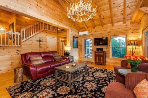Mountain-view Cabin Retreat With Hot Tub & Firepit Cabin